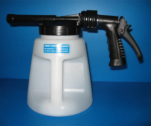 Schaumkanone 2,7 Liter mit variablen Verdünnungsstufen von 1:12 bis 1:128 mittels Dosiernippel einstellbar zum Aufschäumen von Reinigungskonzentraten.